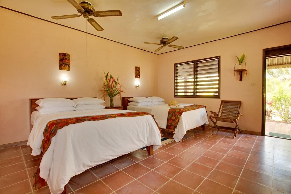 Windy Hill Resort San Ignacio Exteriör bild